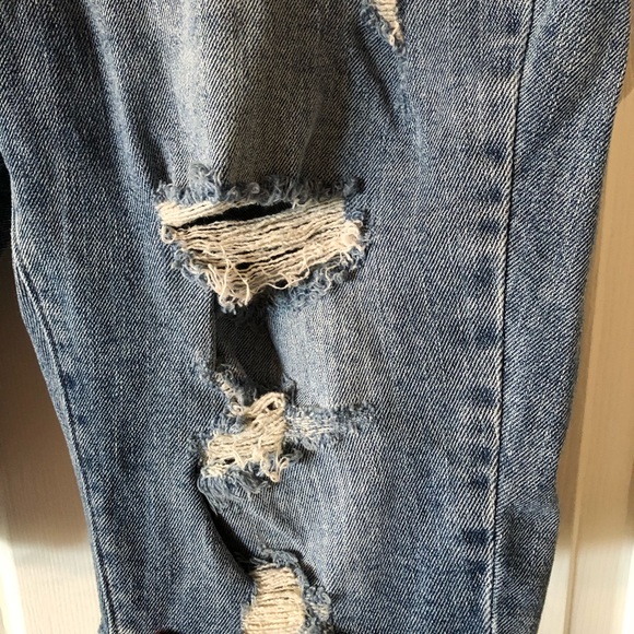 High Rise Bike Shorts - Picture 3 of 6